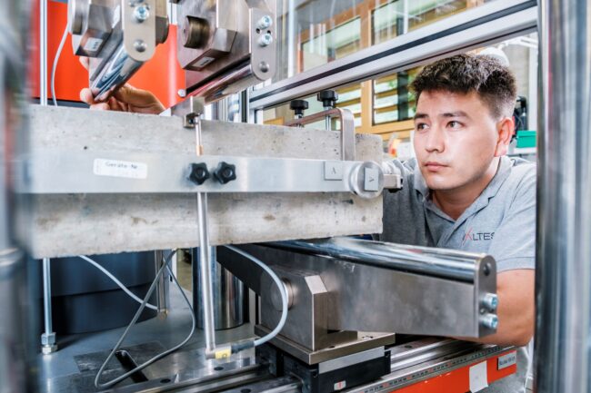 0403-210066-valtest-content-creation-days-DSCF7496_red